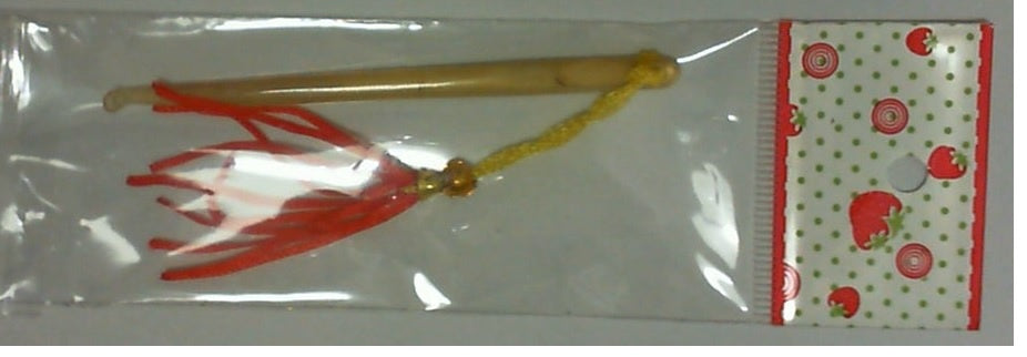 OX-BONE EARPICK 牛骨耳挖